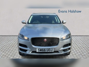 Used Jaguar F-Pace 2017 for sale - 78991280: Photo