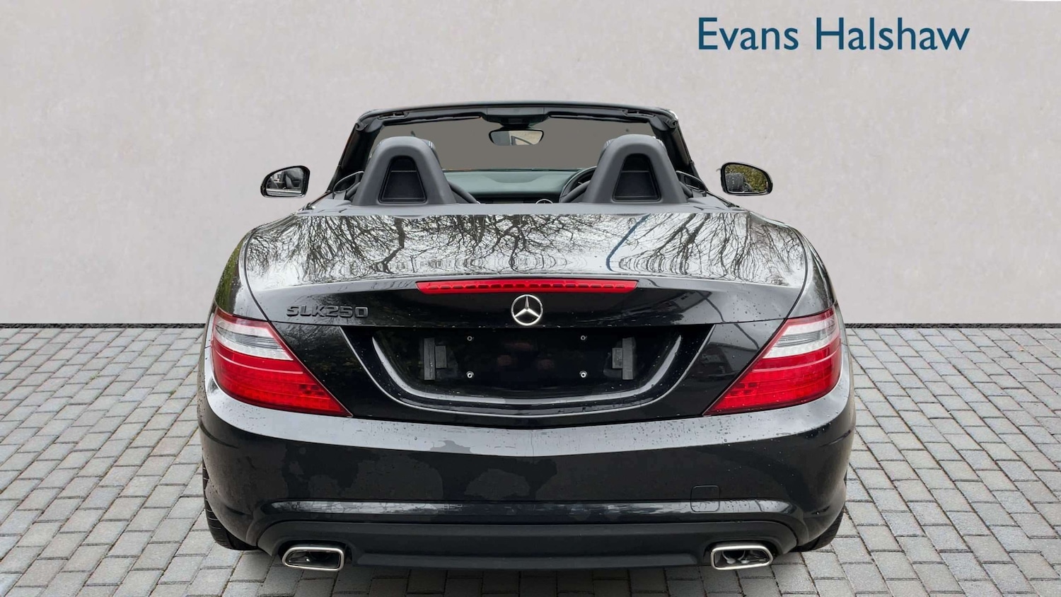 Used Mercedes-Benz SLK 2013 for sale - 77858326: Photo 5