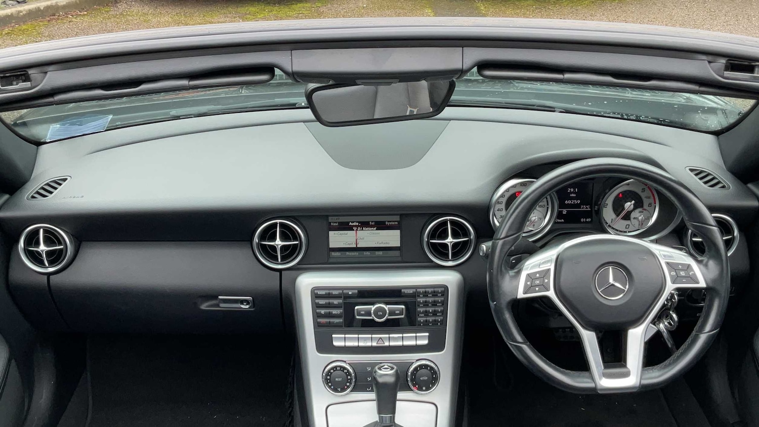 Used Mercedes-Benz SLK 2013 for sale - 77858326: Photo 9