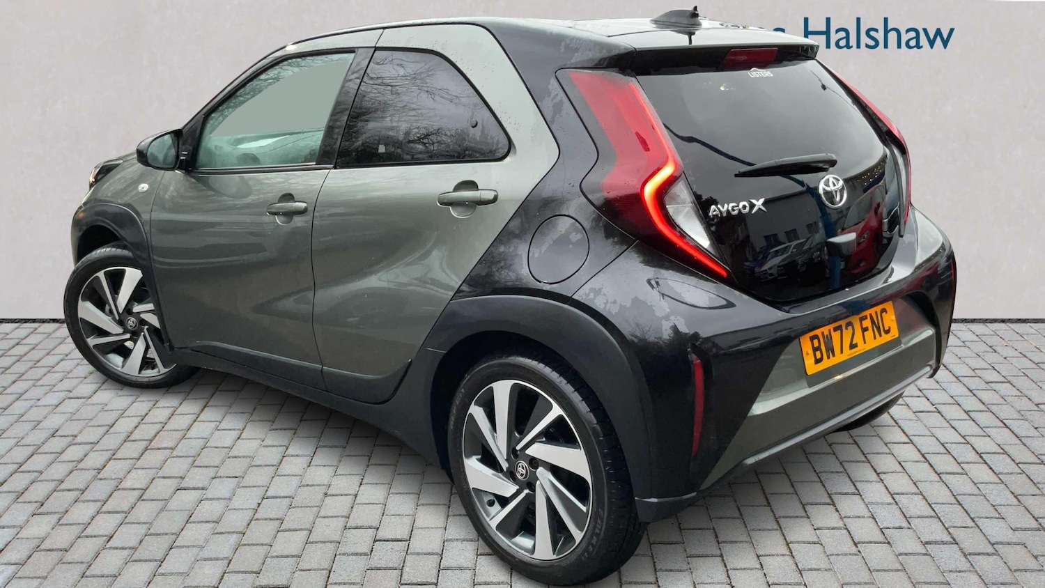 Used Toyota Aygo X 2023 for sale - 77996050: Photo 2