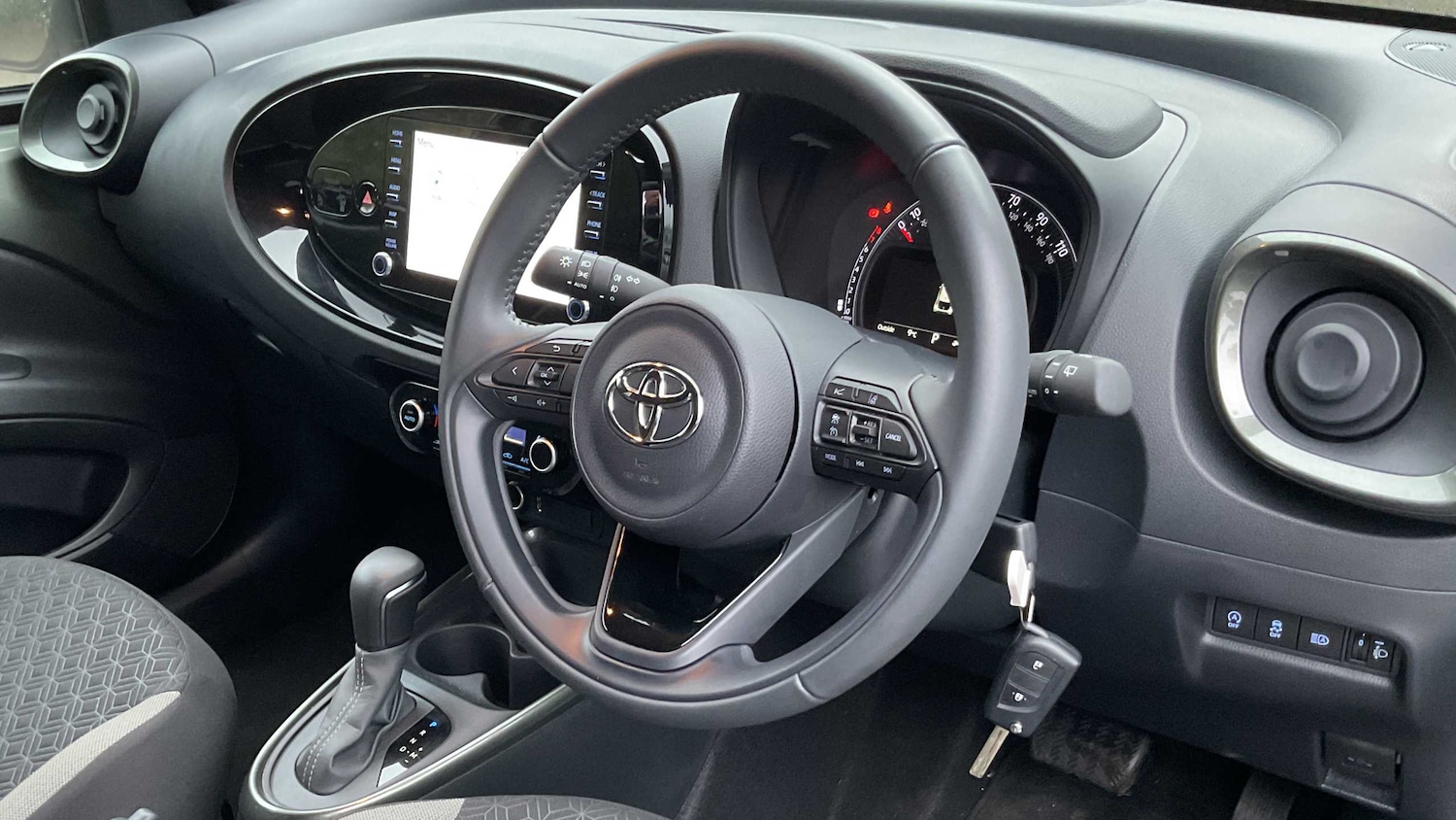 Used Toyota Aygo X 2023 for sale - 77996050: Photo 8