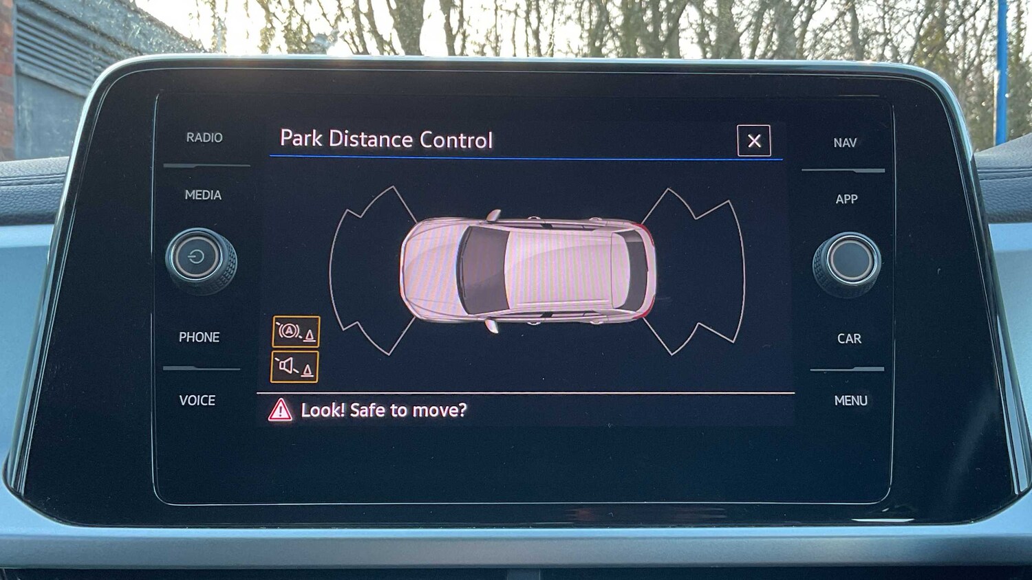 Used Volkswagen T-Roc for sale - 77860633: Photo 15