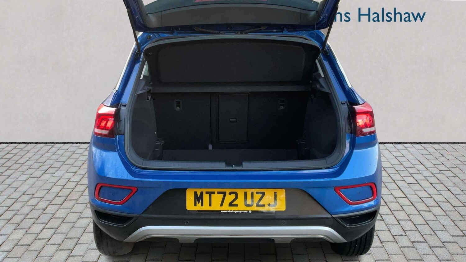 Used Volkswagen T-Roc for sale - 77860633: Photo 7