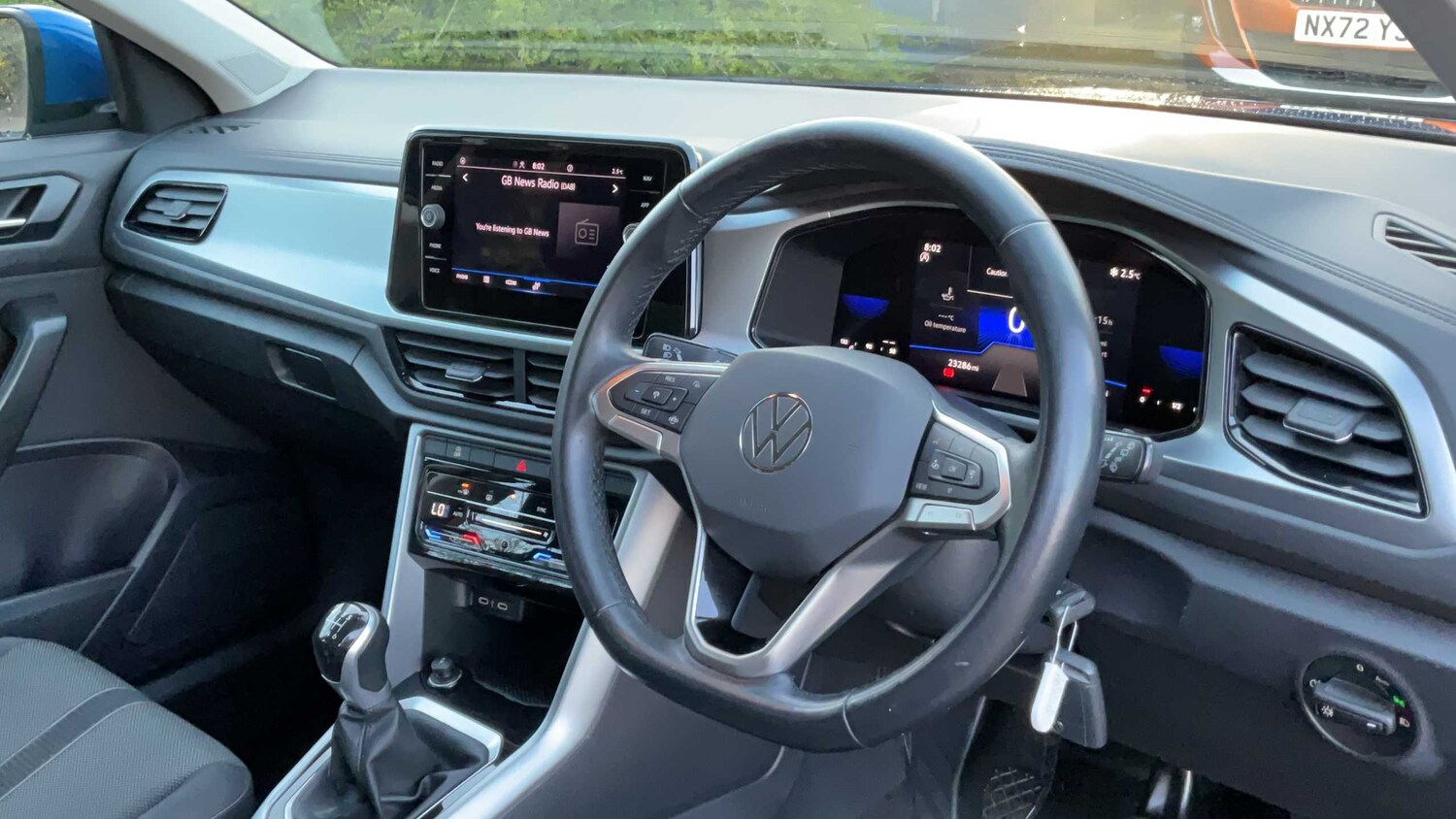 Used Volkswagen T-Roc for sale - 77860633: Photo 8