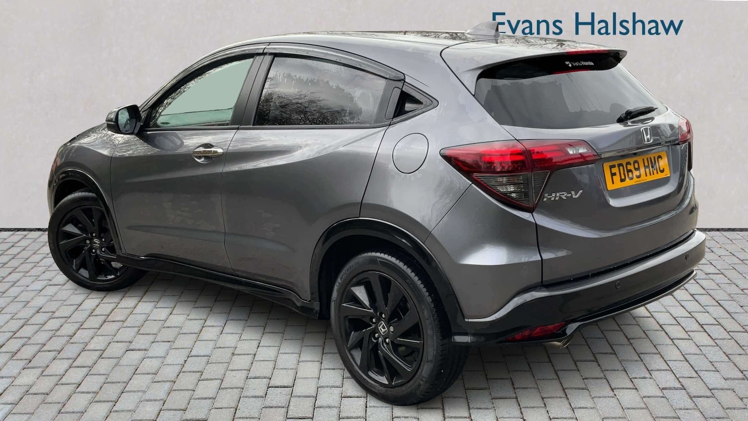 Used Honda HR-V 2019 for sale - 77961142: Photo 2