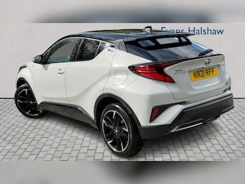 Used Toyota C-HR 2021 for sale - 79204602: Photo