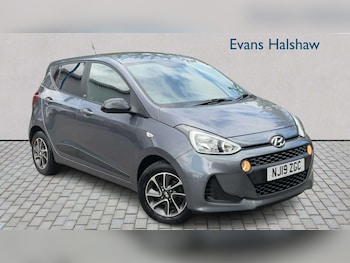 Used Hyundai i10 2019 for sale - 79364781: Photo