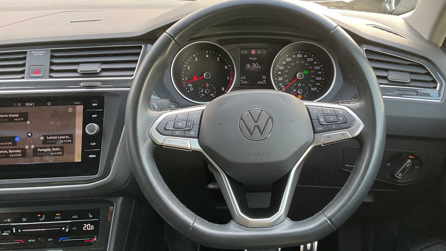 Used Volkswagen Tiguan for sale - 77860569: Photo 11