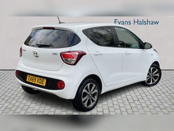 Used Hyundai i10 2019 for sale - 78352039: Photo