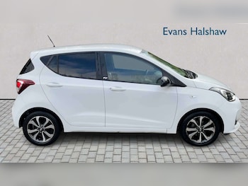 Used Hyundai i10 2019 for sale - 78352039: Photo