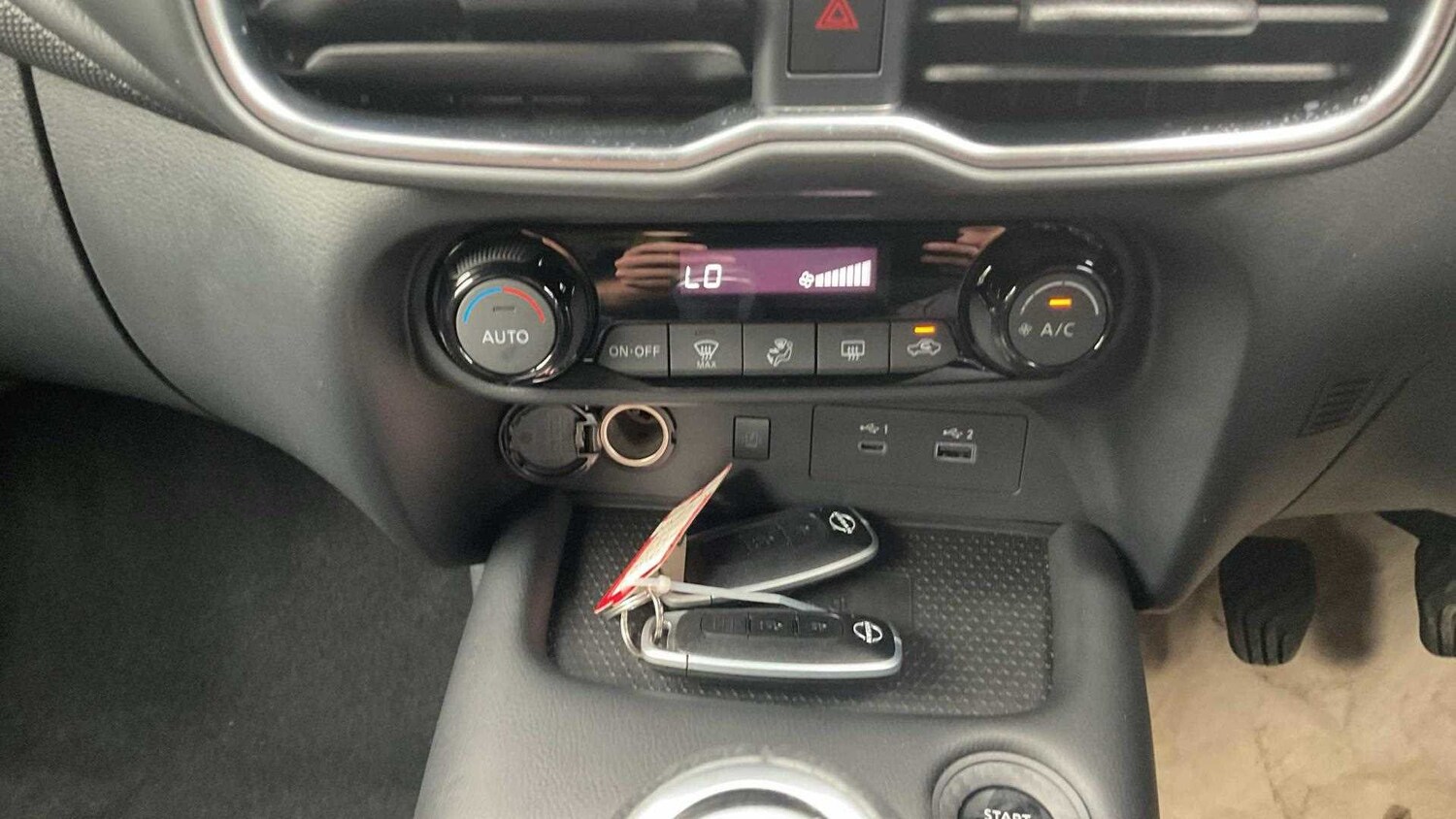 Used Nissan Juke for sale - 77861386: Photo 24