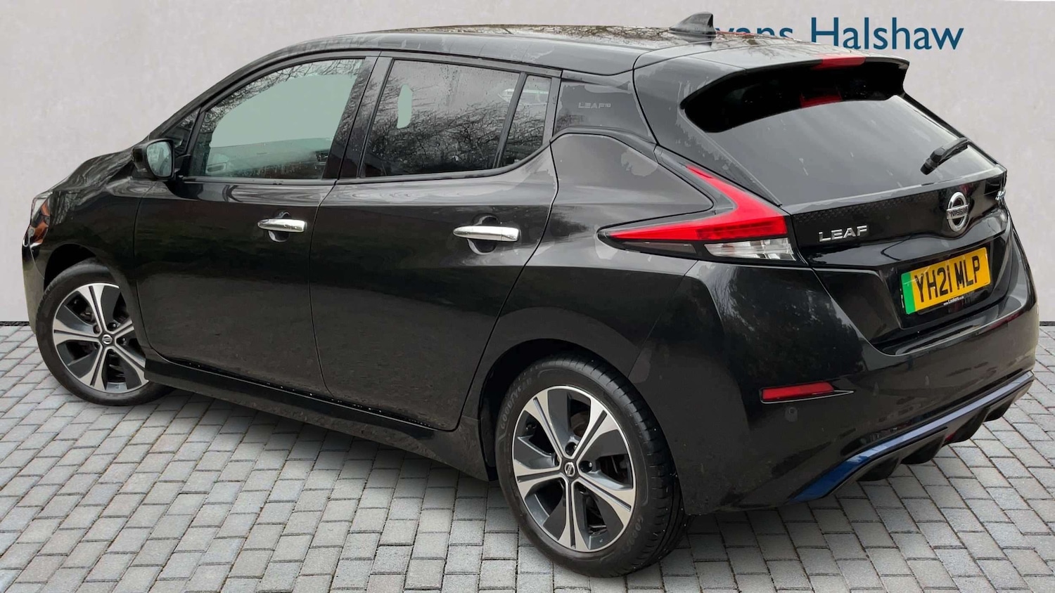 Used Nissan Leaf 2021 for sale - 77859597: Photo 2