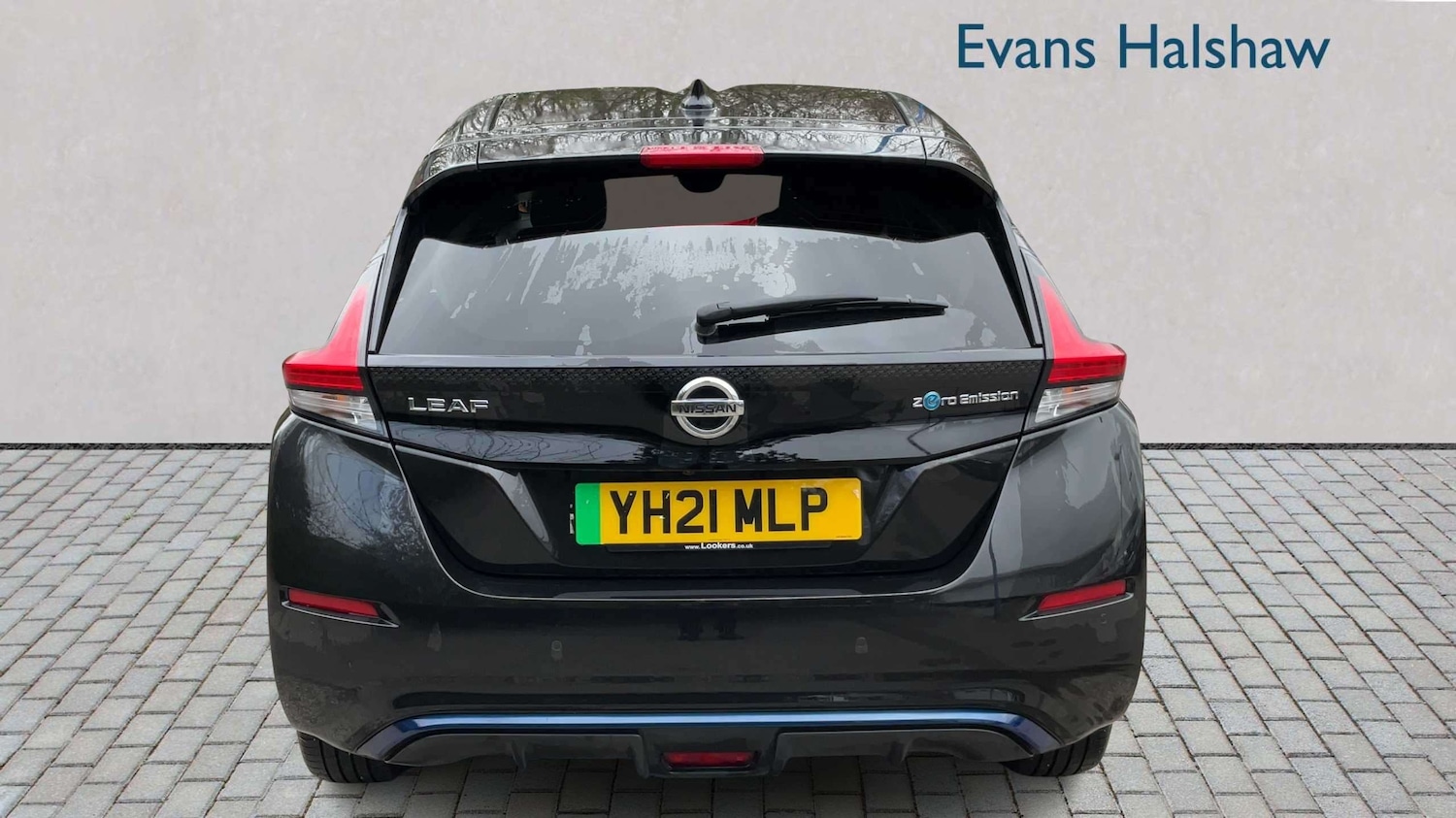 Used Nissan Leaf 2021 for sale - 77859597: Photo 5