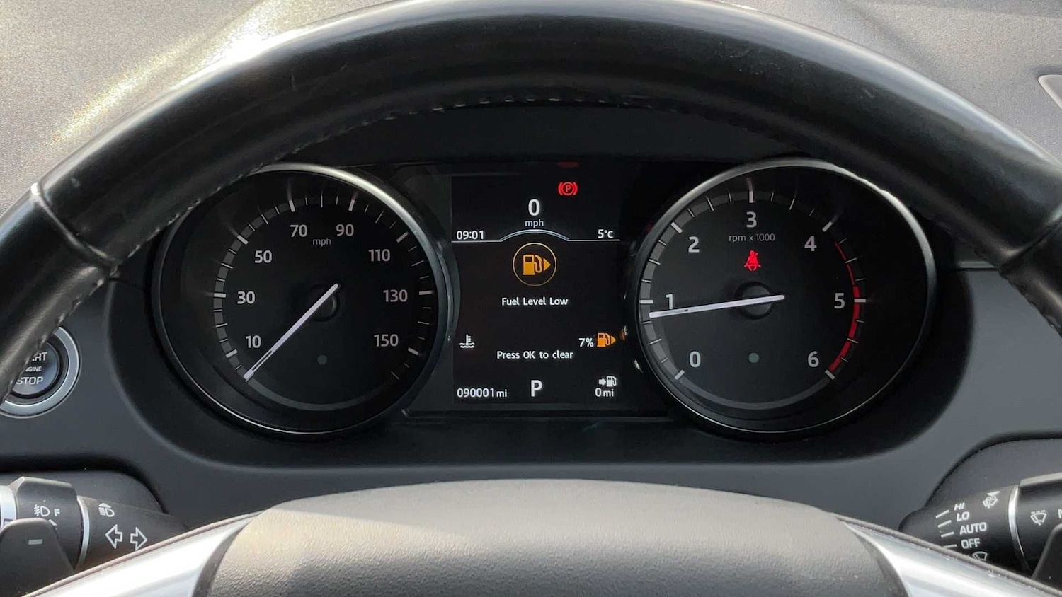 Used Land Rover Discovery Sport 2016 for sale - 77886056: Photo 10