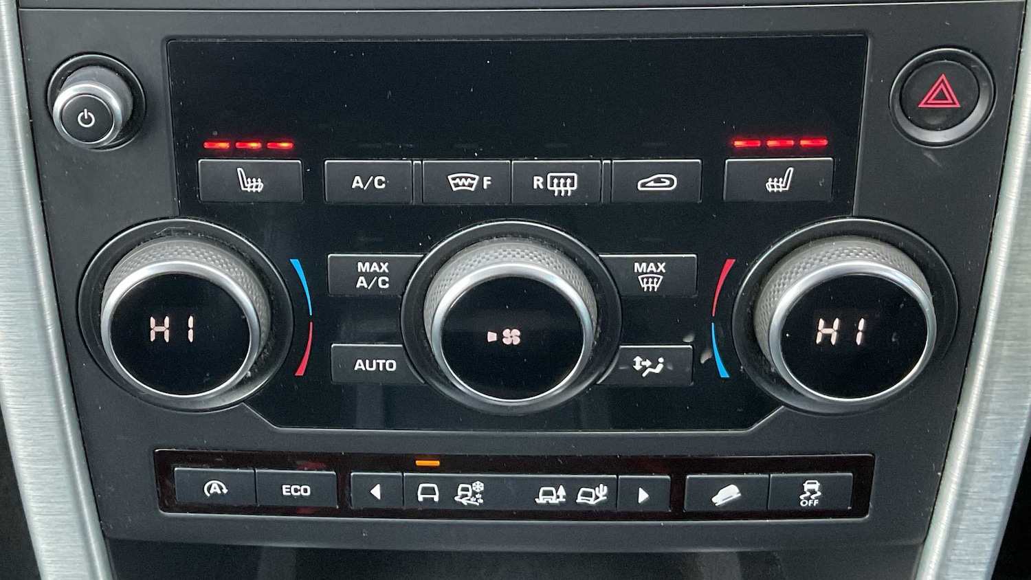 Used Land Rover Discovery Sport 2016 for sale - 77886056: Photo 17