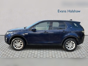 Used Land Rover Discovery Sport 2016 for sale - 77886056: Photo