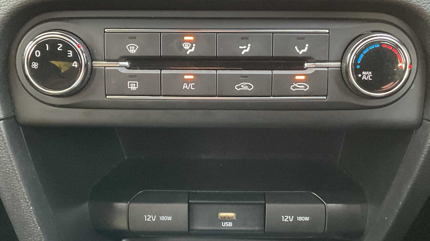 Used Kia XCeed for sale - 77928792: Photo 20