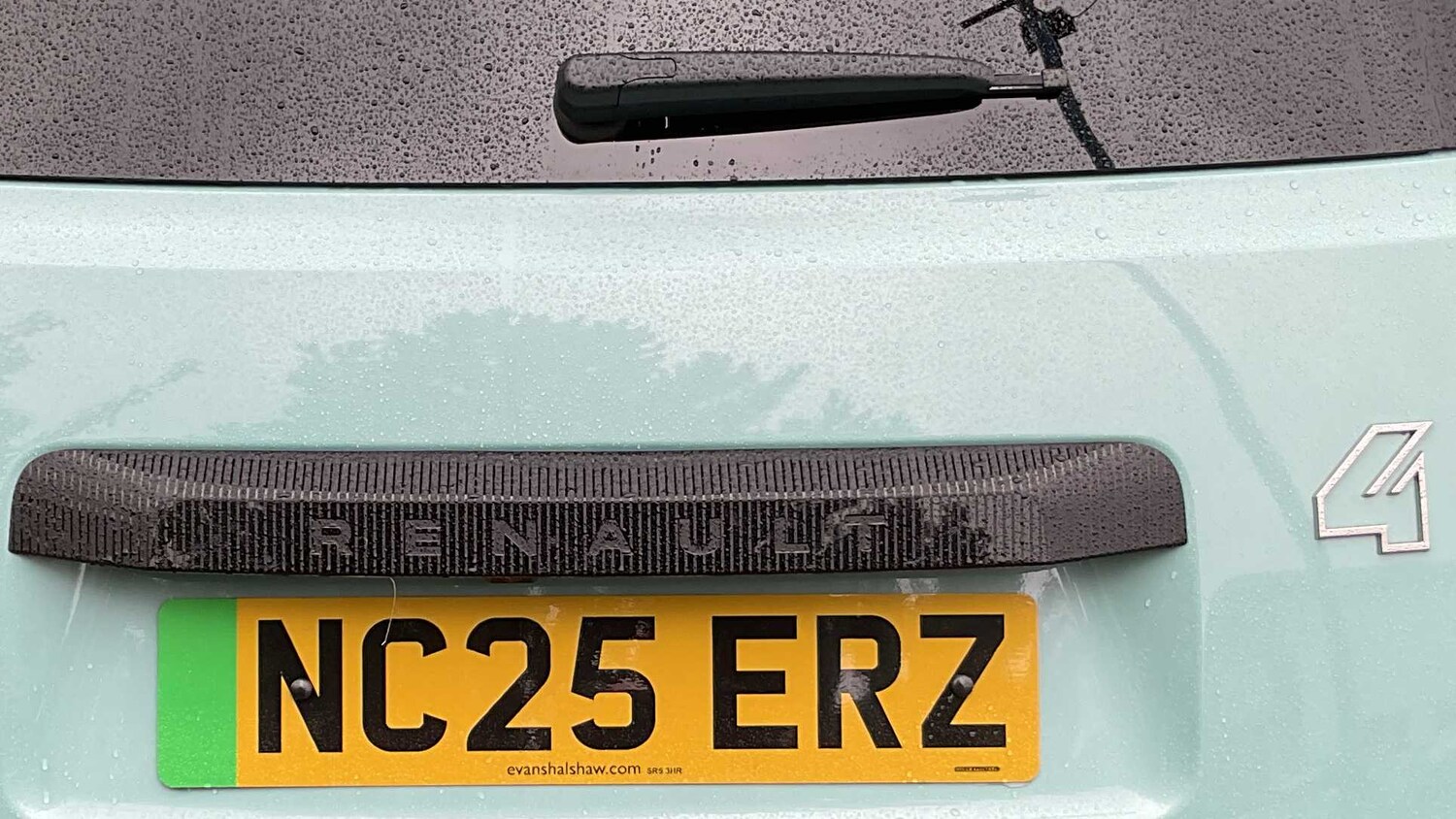 Used Renault 4 for sale - 77861923: Photo 32