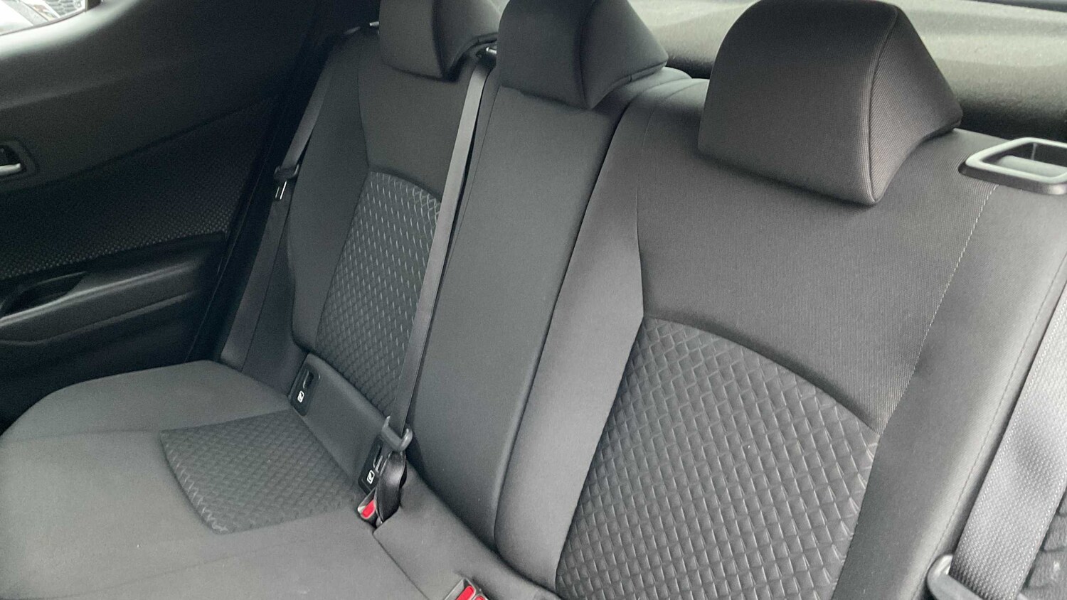 Used Toyota C-HR for sale - 77859501: Photo 14