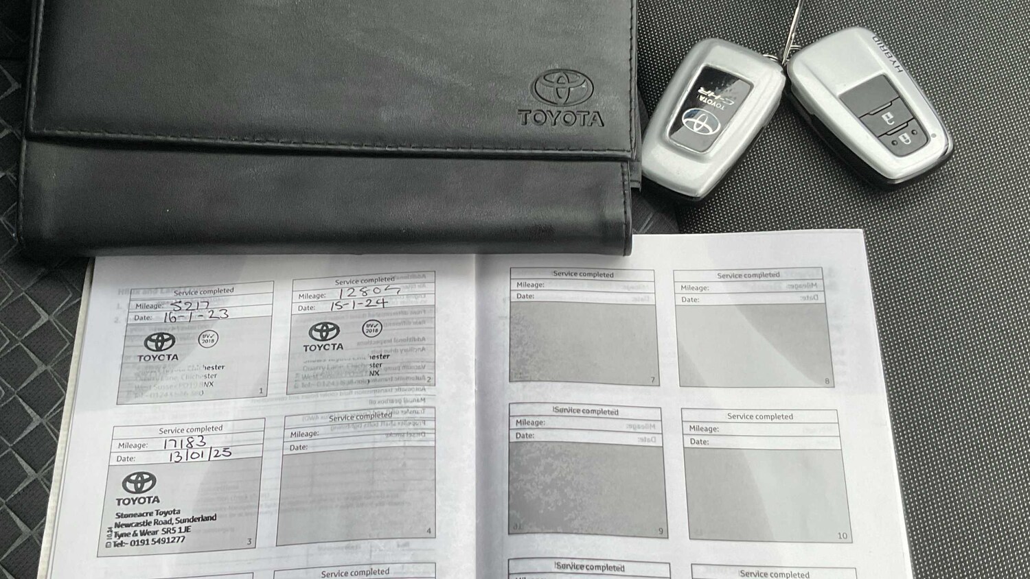 Used Toyota C-HR for sale - 77859501: Photo 16