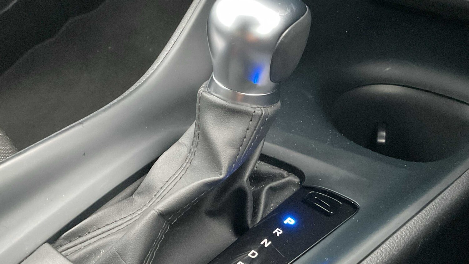 Used Toyota C-HR for sale - 77859501: Photo 18