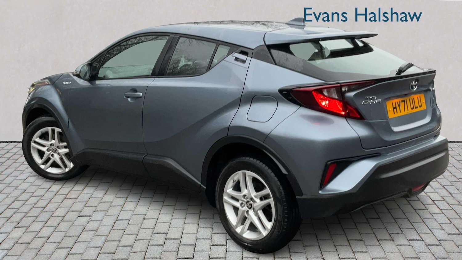 Used Toyota C-HR for sale - 77859501: Photo 2