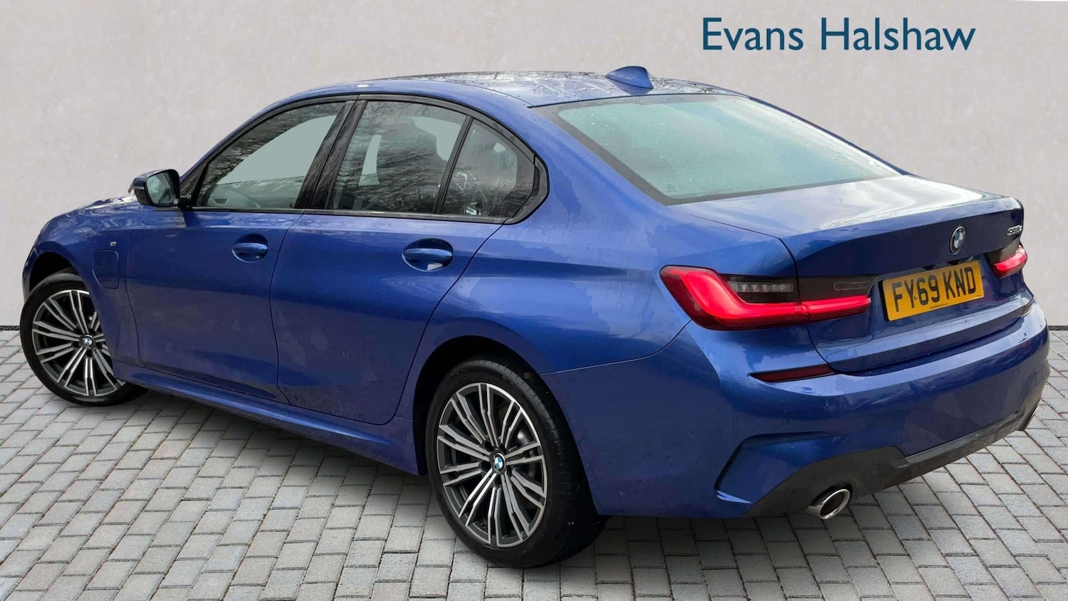 Used BMW 3 Series 2019 for sale - 77859377: Photo 2