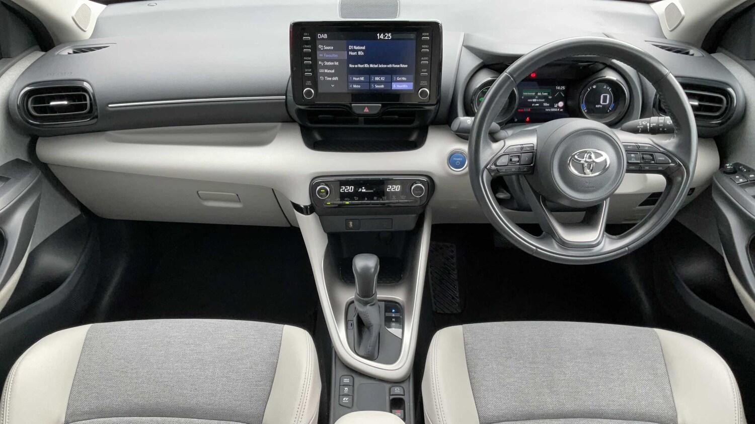 Used Toyota Yaris for sale - 77862026: Photo 11