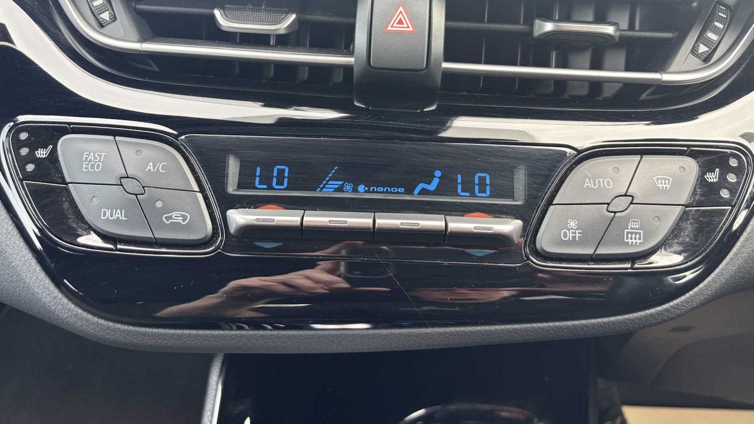 Used Toyota C-HR 2020 for sale - 77894381: Photo 34