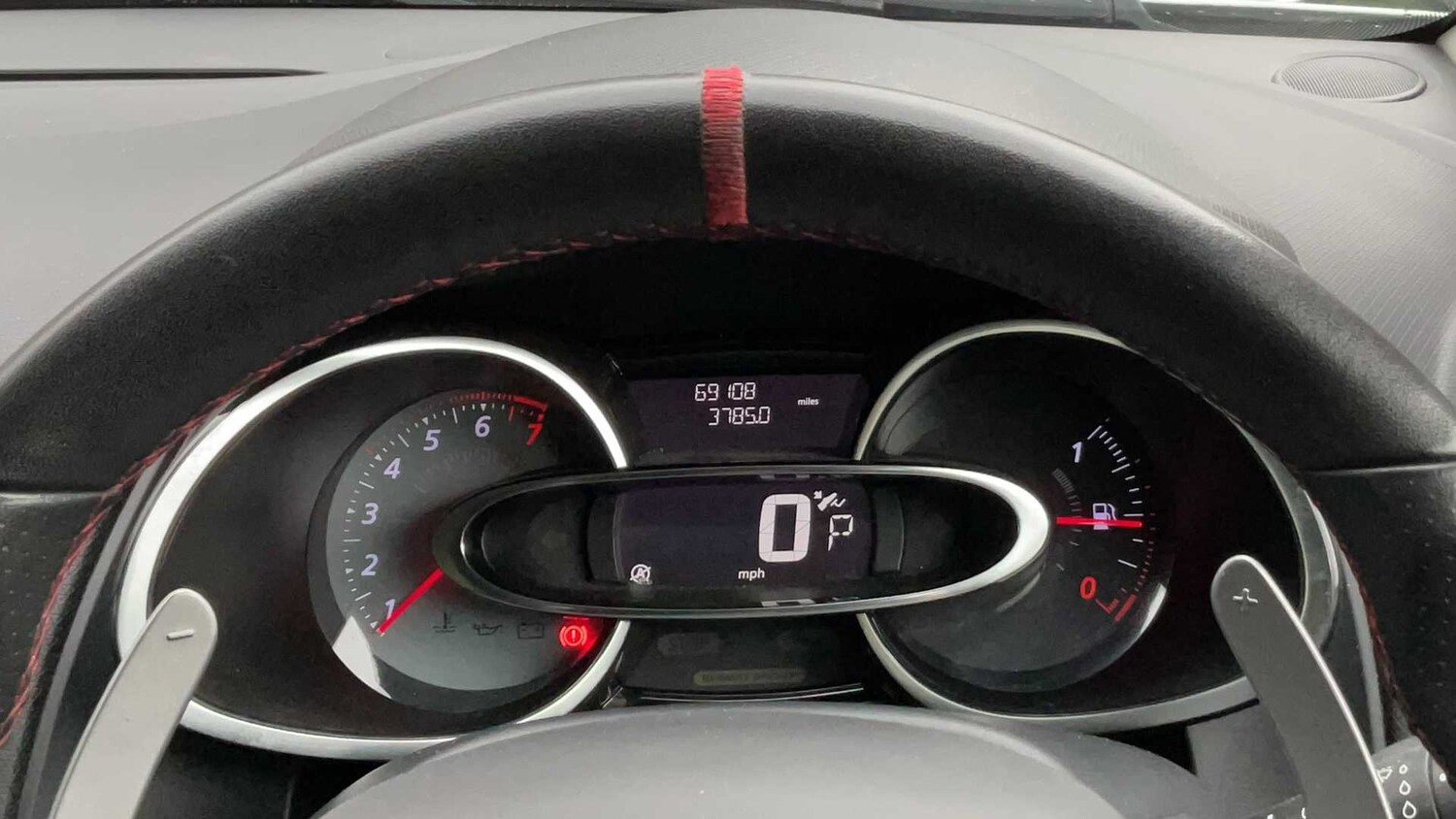 Used Renault Clio 2015 for sale - 77859605: Photo 10