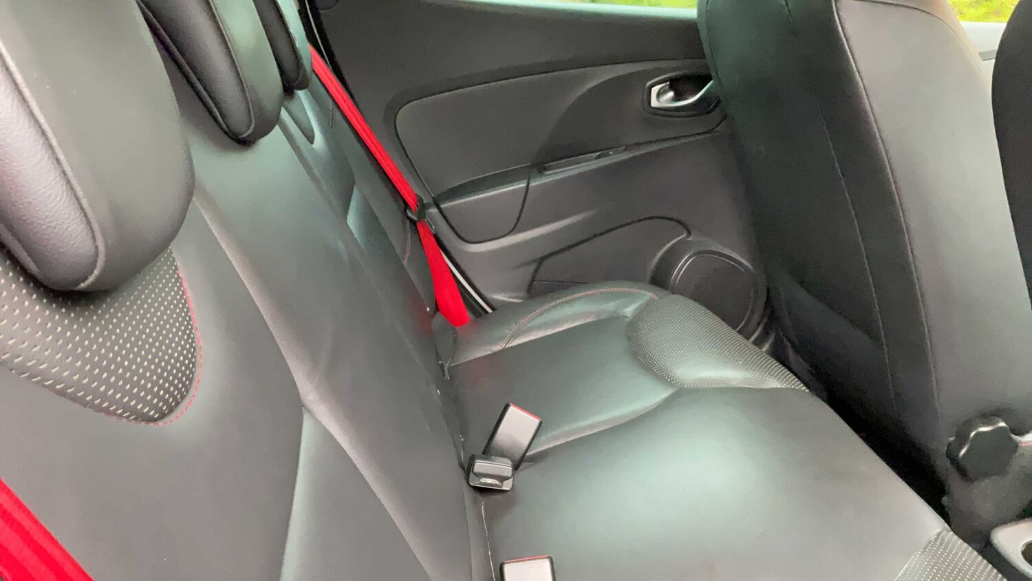 Used Renault Clio 2015 for sale - 77859605: Photo 12