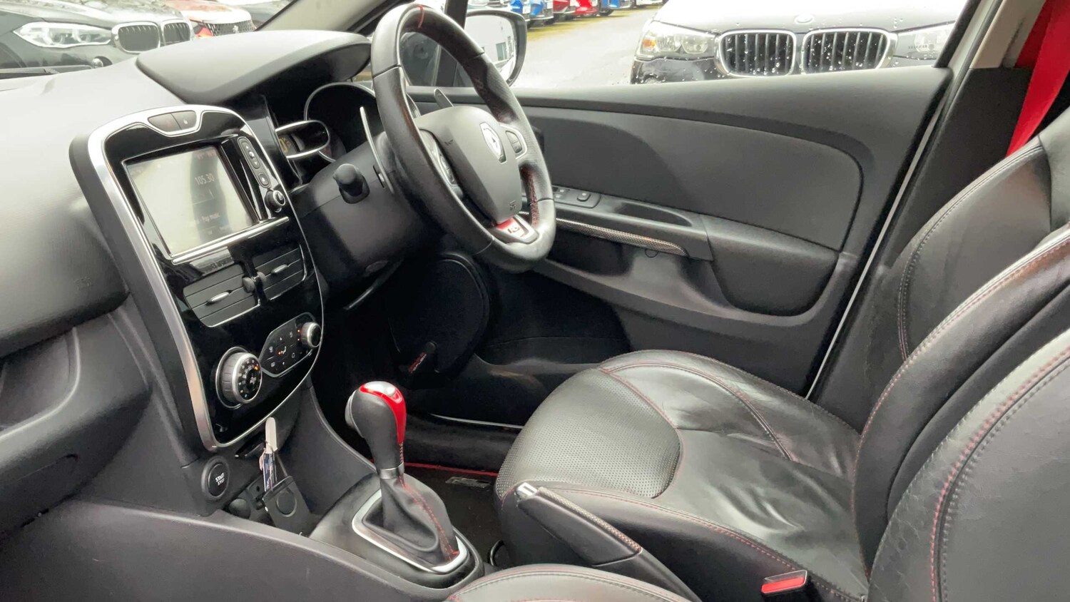 Used Renault Clio 2015 for sale - 77859605: Photo 13