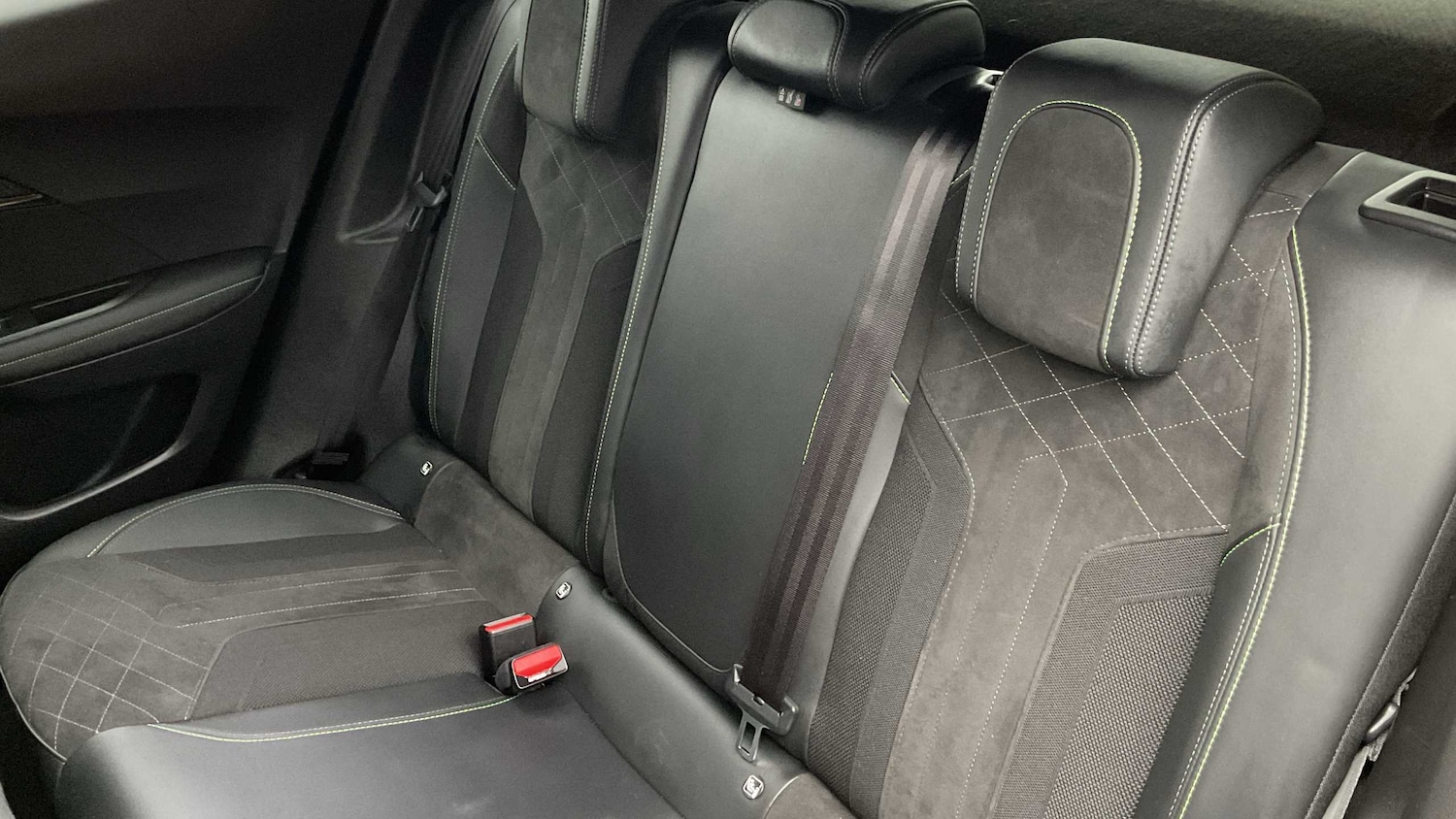 Used Peugeot 2008 2022 for sale - 78037821: Photo 17