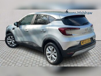 Used Renault Captur 2022 for sale - 78407509: Photo