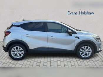 Used Renault Captur 2022 for sale - 78407509: Photo
