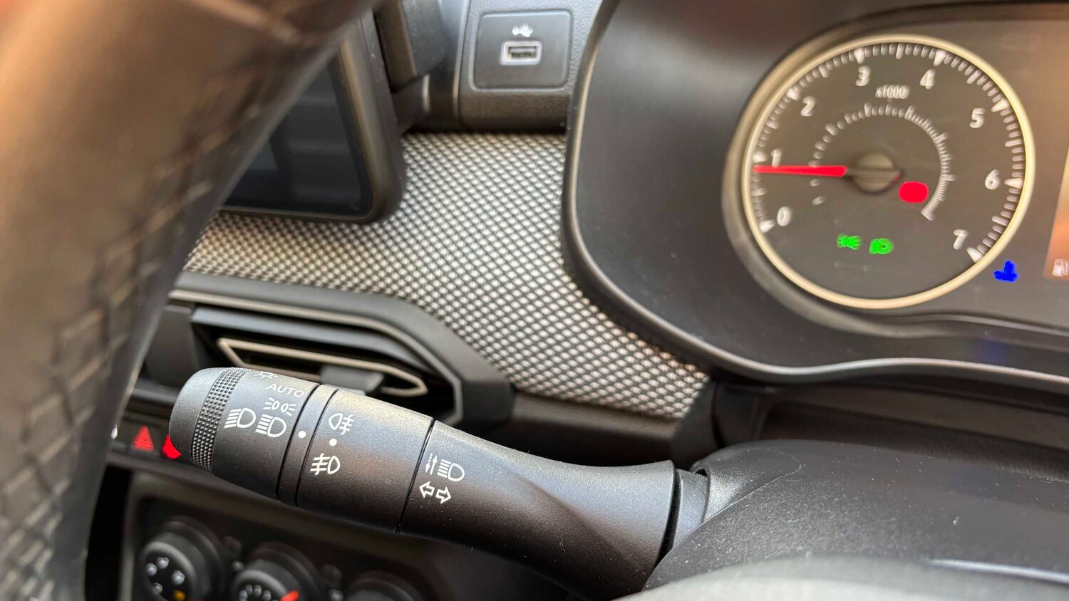 Used Dacia Sandero 2023 for sale - 78129737: Photo 17