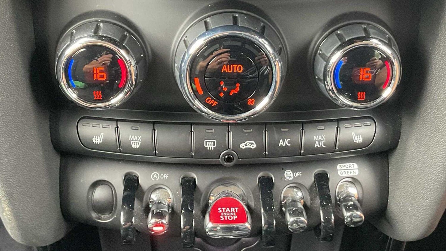 Used MINI Hatch 2022 for sale - 77856402: Photo 25