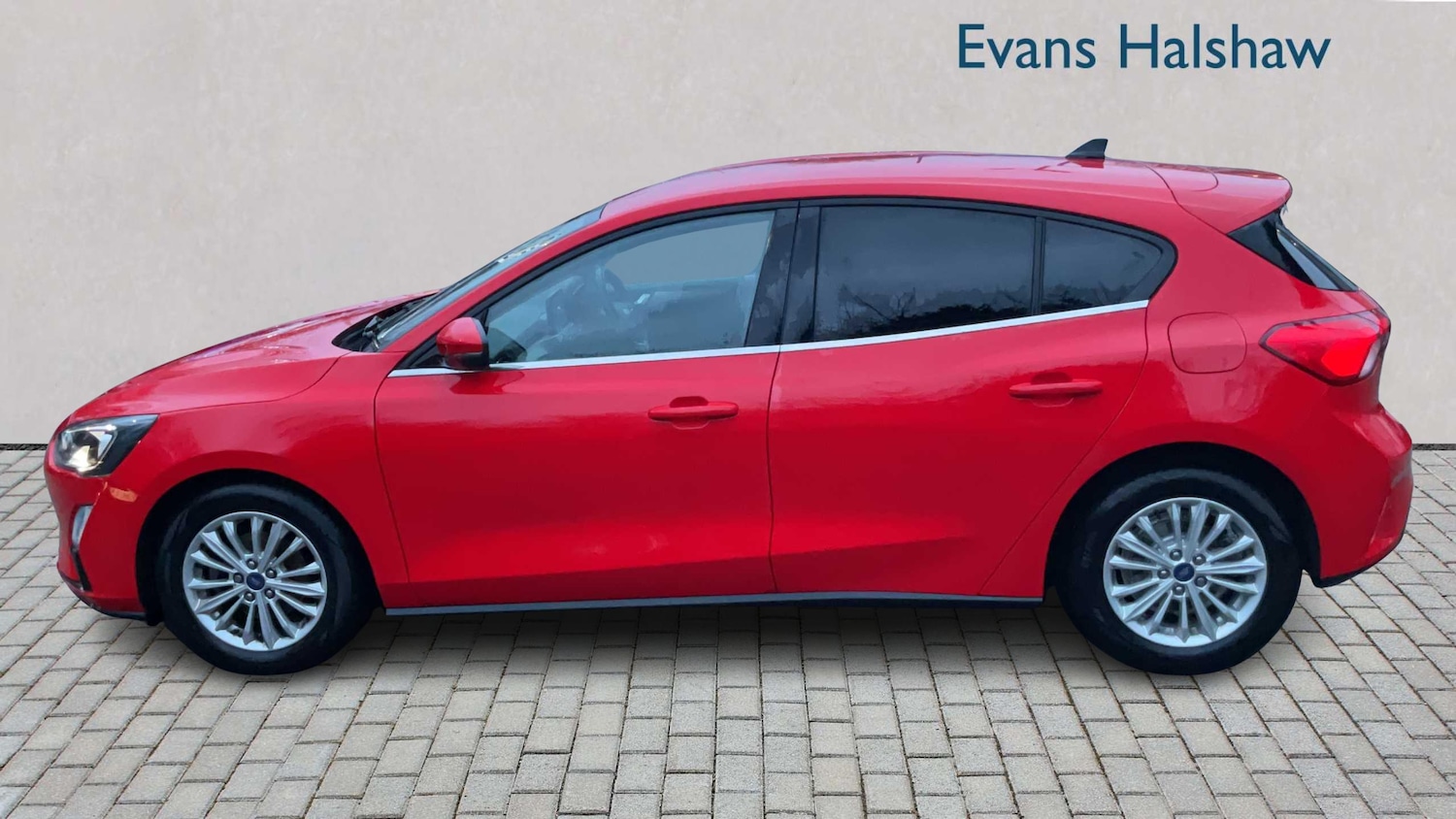 Used Ford Focus 2022 for sale - 77899229: Photo 3