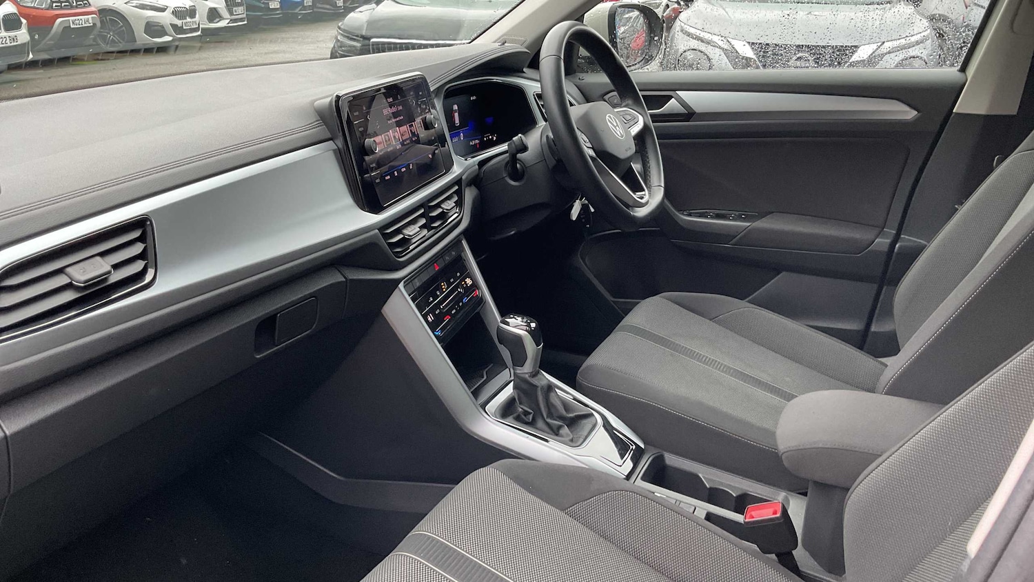 Used Volkswagen T-Roc 2023 for sale - 77960785: Photo 13