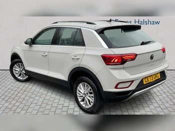 Used Volkswagen T-Roc 2023 for sale - 77960785: Photo