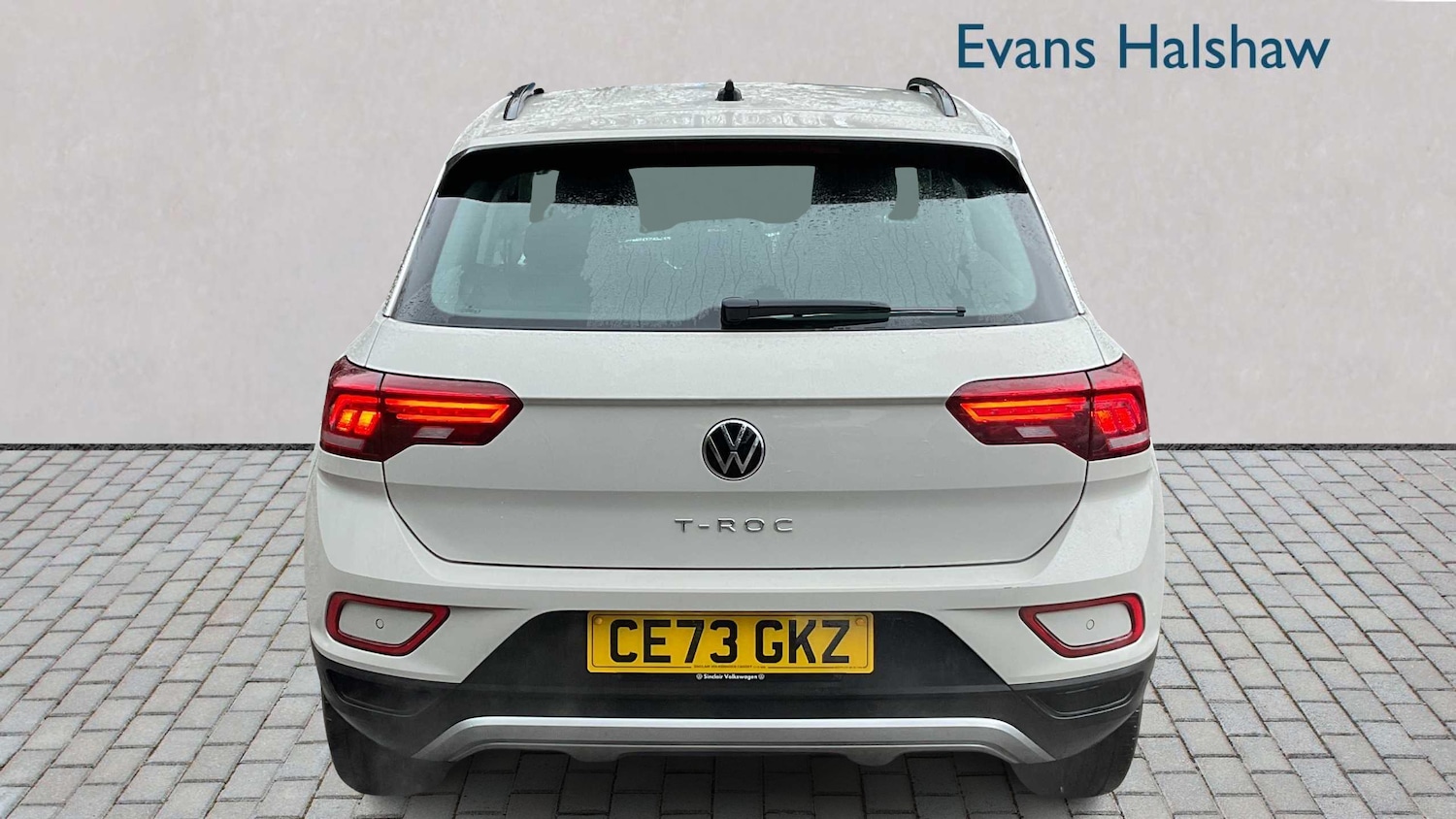 Used Volkswagen T-Roc 2023 for sale - 77960785: Photo 5