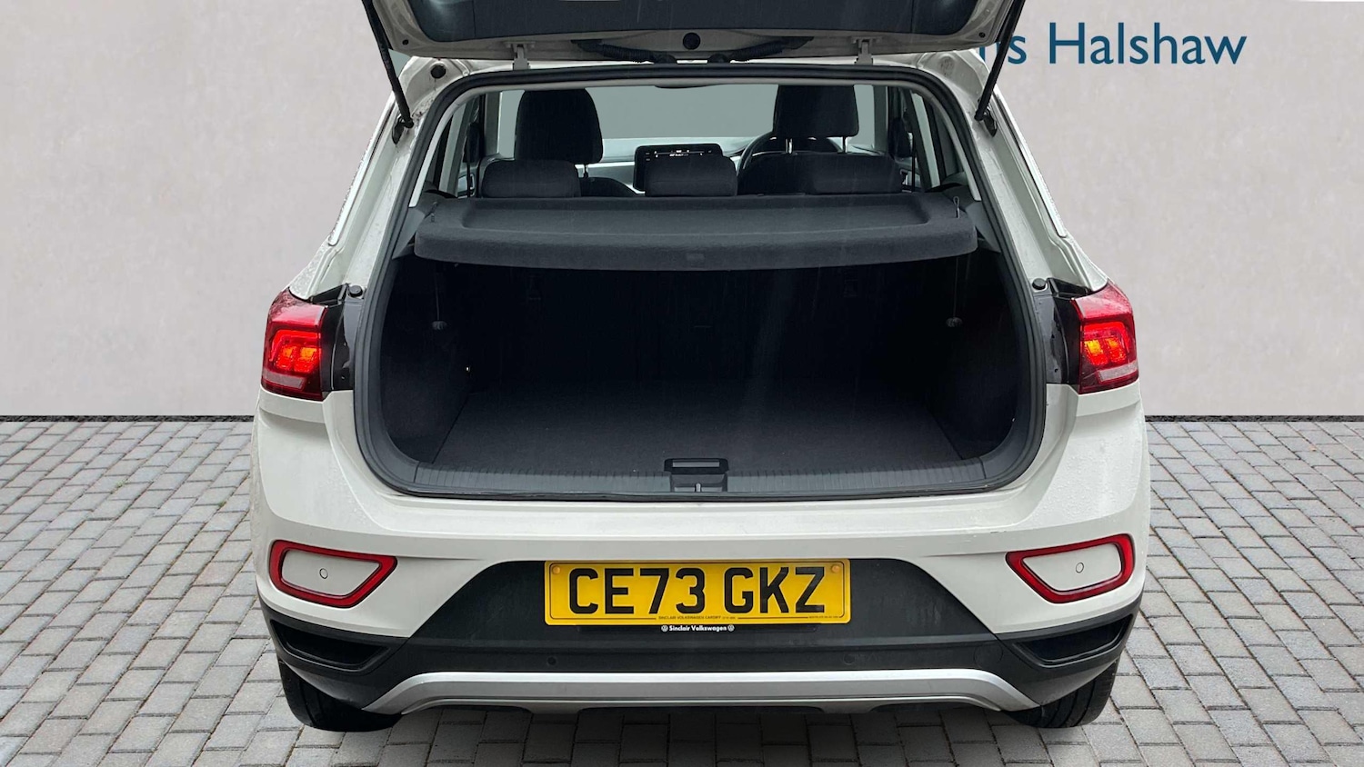 Used Volkswagen T-Roc 2023 for sale - 77960785: Photo 7