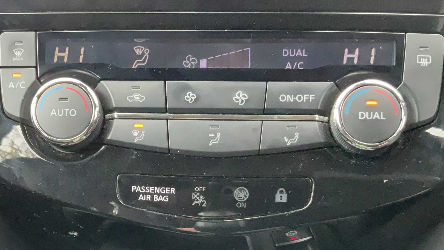 Used Nissan Qashqai 2018 for sale - 77856371: Photo 9