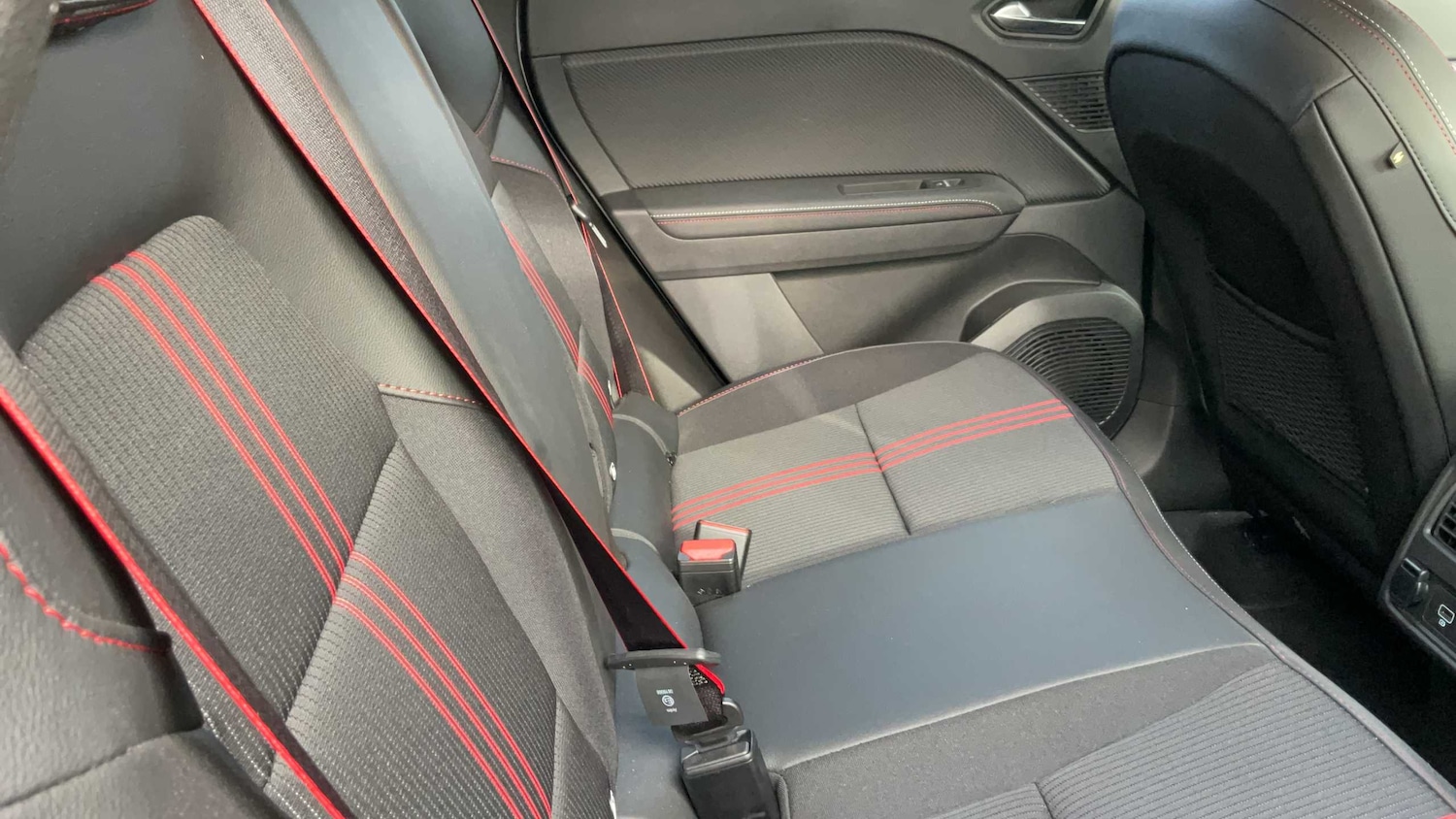 Used Renault Captur 2022 for sale - 77857225: Photo 12