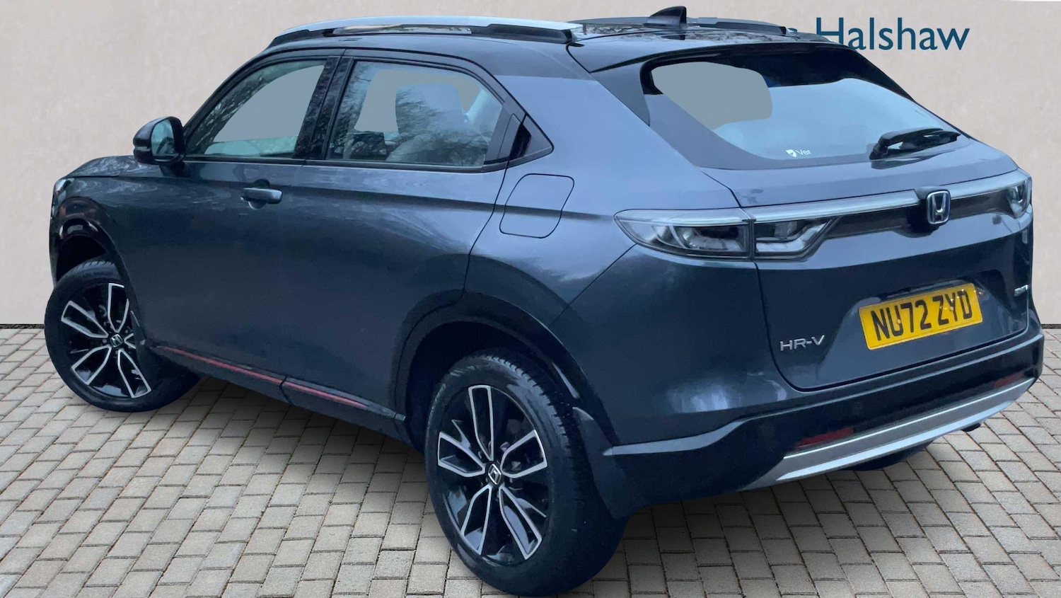 Used Honda HR-V 2023 for sale - 77858633: Photo 2