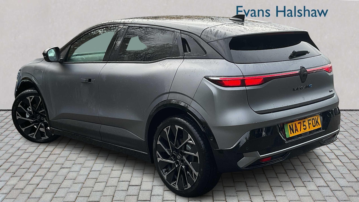 Used Renault Megane E Tech 2025 for sale - 77858212: Photo 2