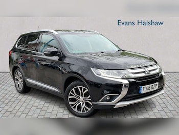 Used Mitsubishi Outlander 2016 for sale - 79306651: Photo