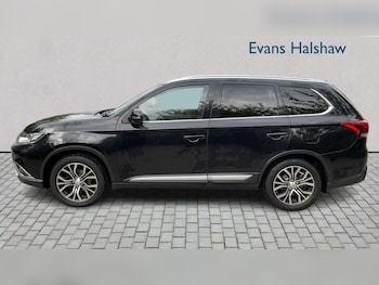 Used Mitsubishi Outlander 2016 for sale - 79306651: Photo