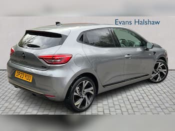 Used Renault Clio 2023 for sale - 79637254: Photo