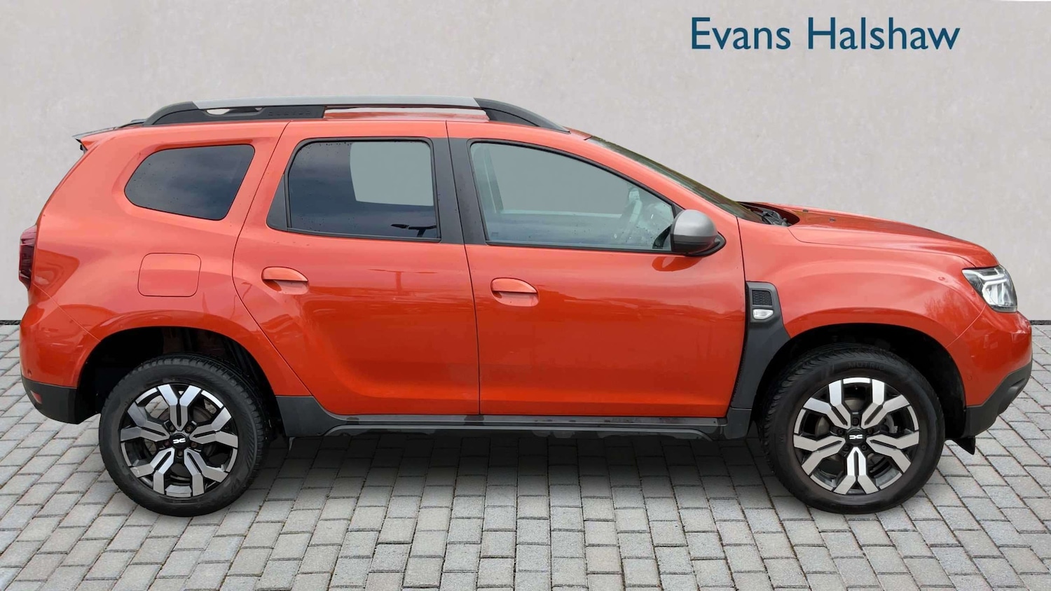 Used Dacia Duster 2023 for sale - 77856524: Photo 3